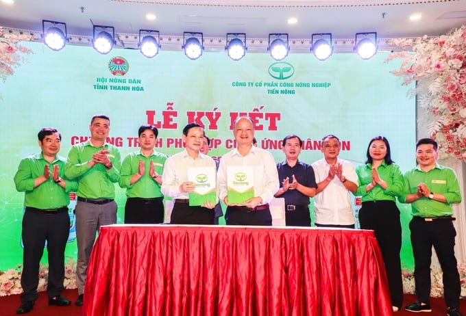 Hội Nông dân tỉnh Thanh Hóa và Công ty Tiến Nông ký kết hợp tác giai đoạn 2024- 2028.