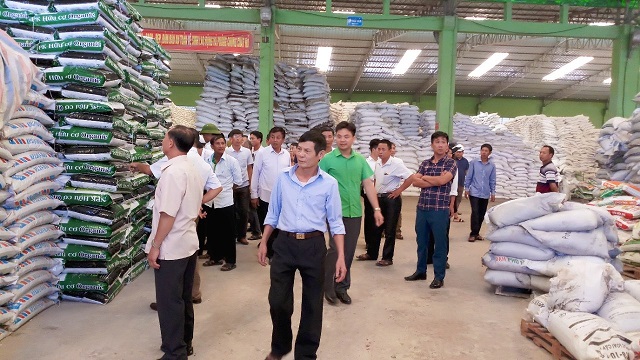 Tiến Nông tổ chức chương trình thăm quan nhà máy cho hệ thống khách hàng tỉnh Nam Định