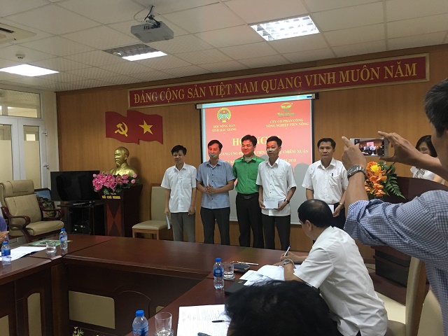 Hội nghị sơ kết cung ứng phân bón Tiến Nông vụ Chiêm xuân và triển khai kế hoạch Vụ mùa năm 2018 tại Bắc Giang3