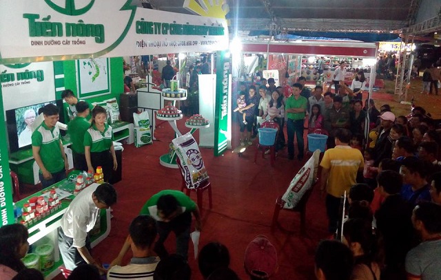 Tiến Nông tham gia “Hội chợ Triển lãm Nông nghiệp - Thương mại Vùng Đông Nam Bộ và Tây Nguyên”