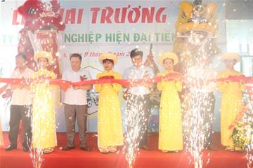 Công ty CP Nông nghiệp hiện đại Tiến Nông khai trương showroom máy nông nghiệp