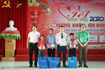 Tiến Nông tiếp tục nhận đỡ đầu trẻ mồ côi tại huyện Lộc Hà, tỉnh Hà Tĩnh