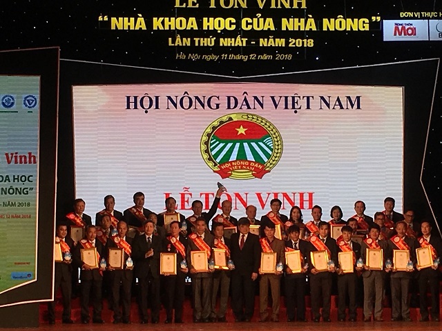 Tôn vinh 53 “Nhà khoa học của nhà nông”1